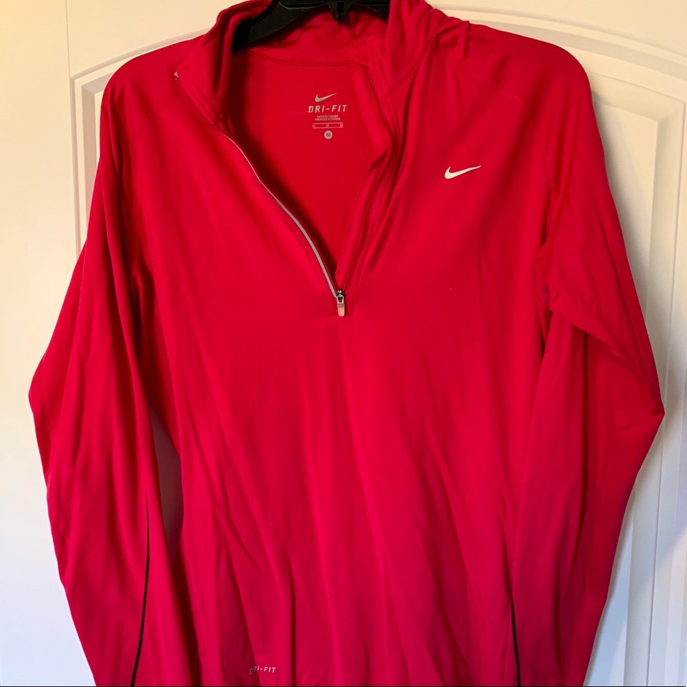 NIKE // dry-fit sweater